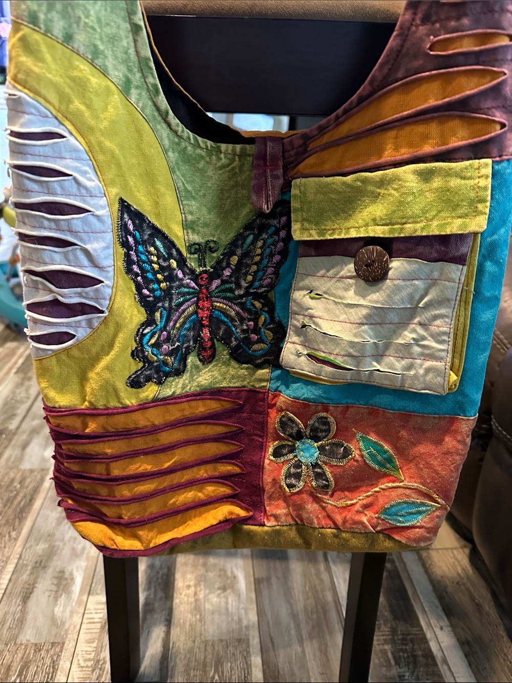 Source Unknown Multicolor Patchwork Shoulder Bag with Butterfly Embroidery